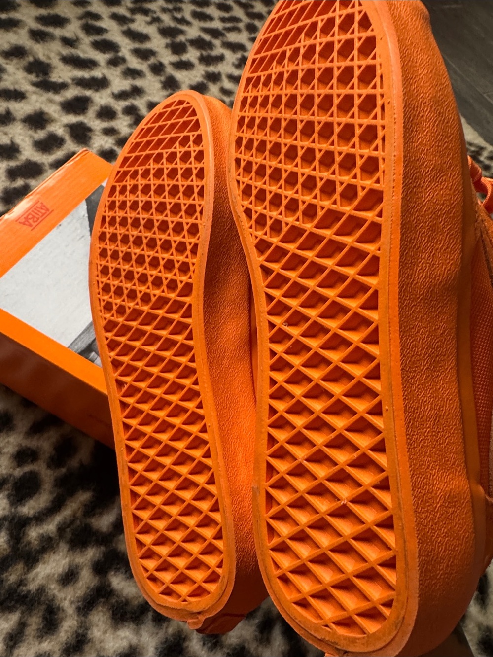 Vans All‑Orange Skate Old Skool 36 Sneakers - Picture 4 of 6